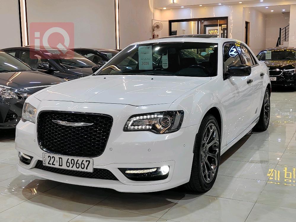 کرایسلەر 300